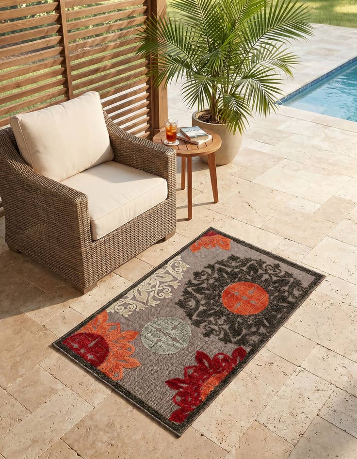 Detail image of 2' x 3' Easy-Clean Modern Indoor / Outdoor Rug