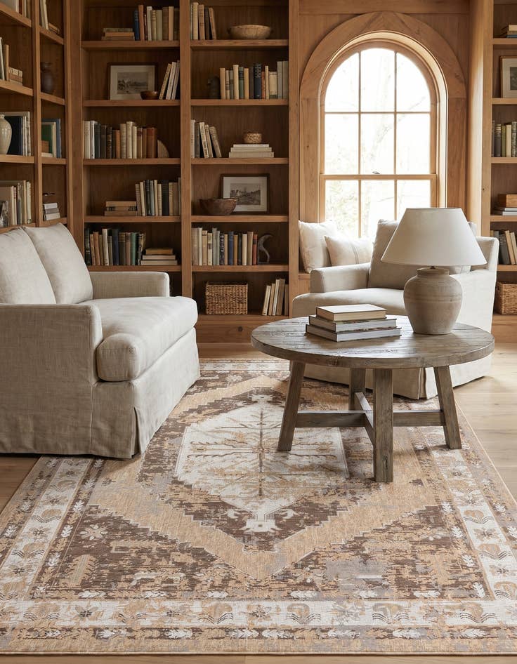Detail image of 10' x 14' Easy-Clean Traditional Indoor / Outdoor Rug