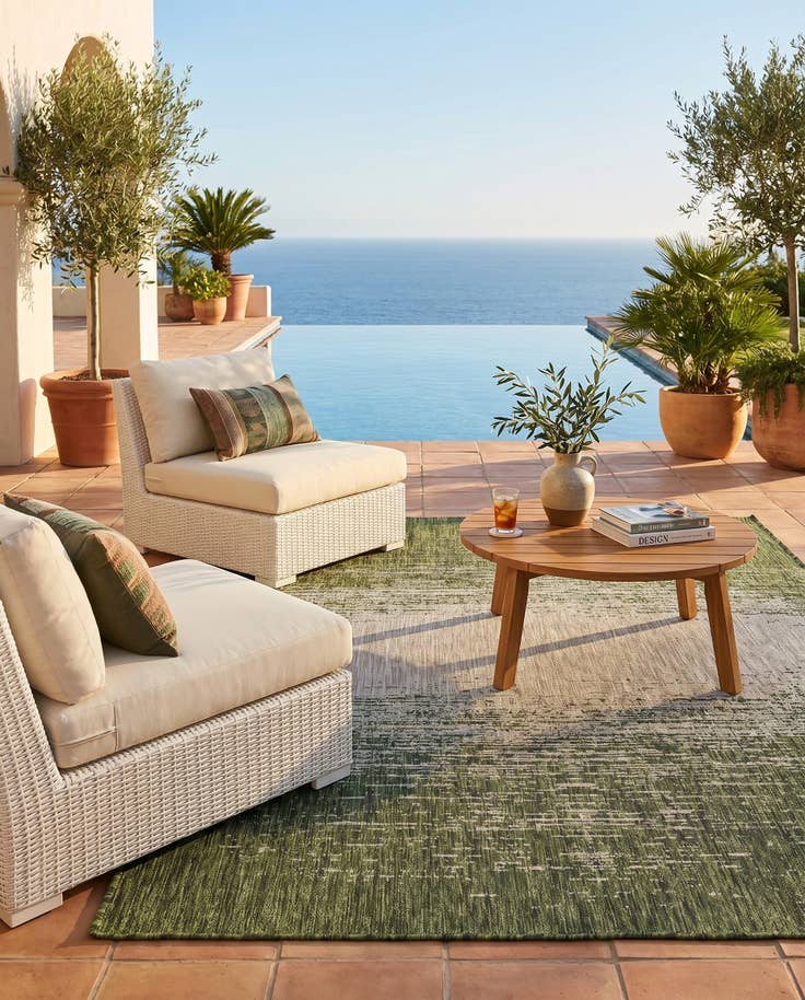 Detail image of 7' 10 x 11' Easy-Clean Modern Indoor / Outdoor Rug