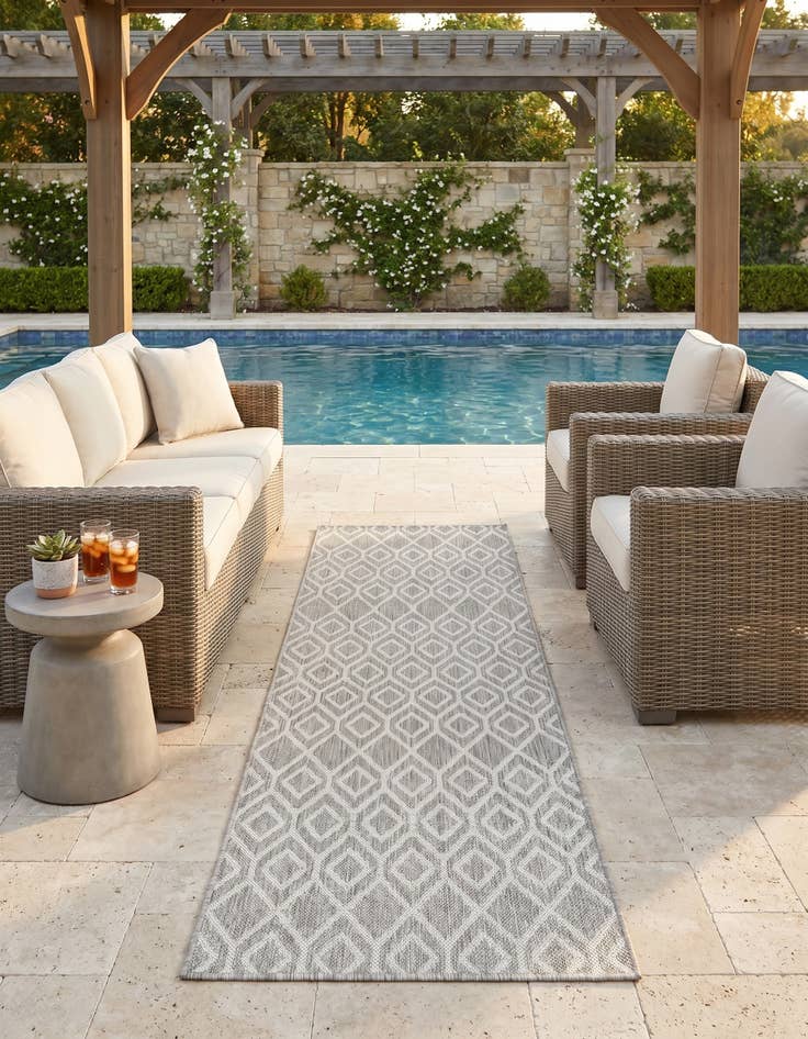 Detail image of 2' x 8' Easy-Clean Jill Zarin Turks and Caicos Indoor / Outdoor Runner Rug