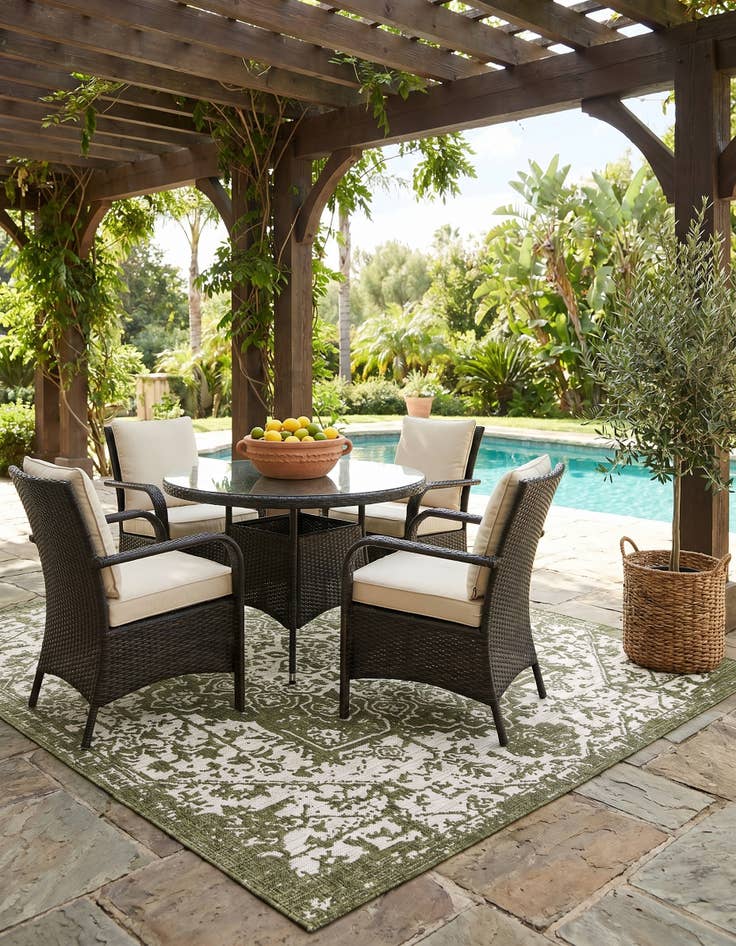 Detail image of 7' 10 x 7' 10 Easy-Clean Jill Zarin Dubai Indoor / Outdoor Square Rug
