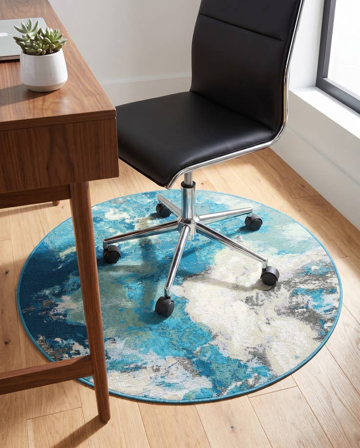 Detail image of 3' 3 x 3' 3 Easy-Clean Modern Indoor / Outdoor Round Rug