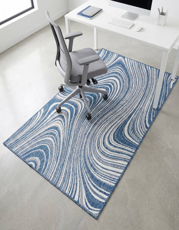 Detail image of 4' x 6' Easy-Clean Modern Indoor / Outdoor Rug