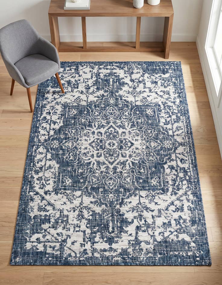 Detail image of 4' x 6' Easy-Clean Jill Zarin Dubai Indoor / Outdoor Rug