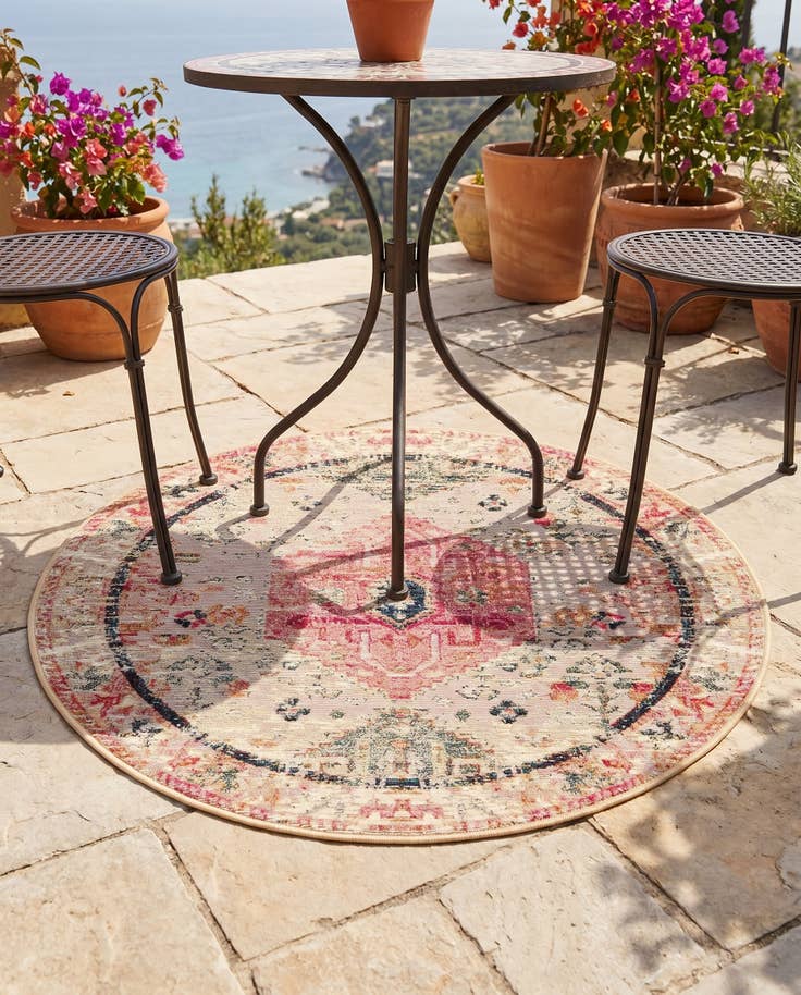 Detail image of 3' x 3' Easy-Clean Traditional Indoor / Outdoor Round Rug