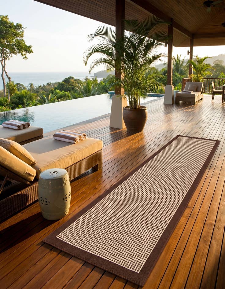 Detail image of 2' 7 x 12' Easy-Clean Border Indoor / Outdoor Runner Rug