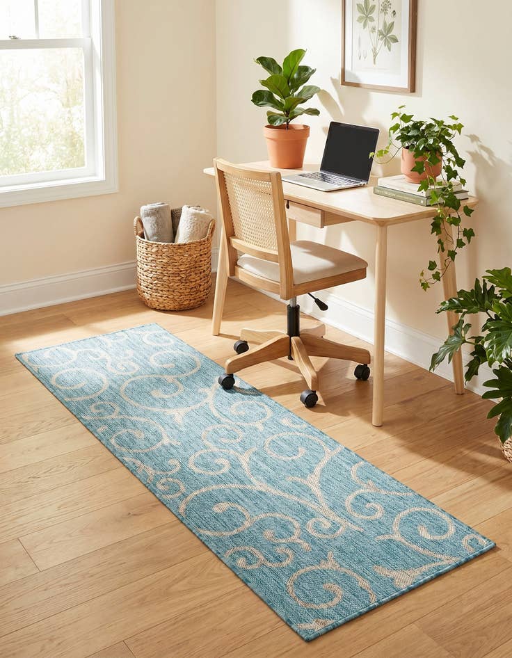Detail image of 2' x 6' Easy-Clean Botanical Indoor / Outdoor Runner Rug