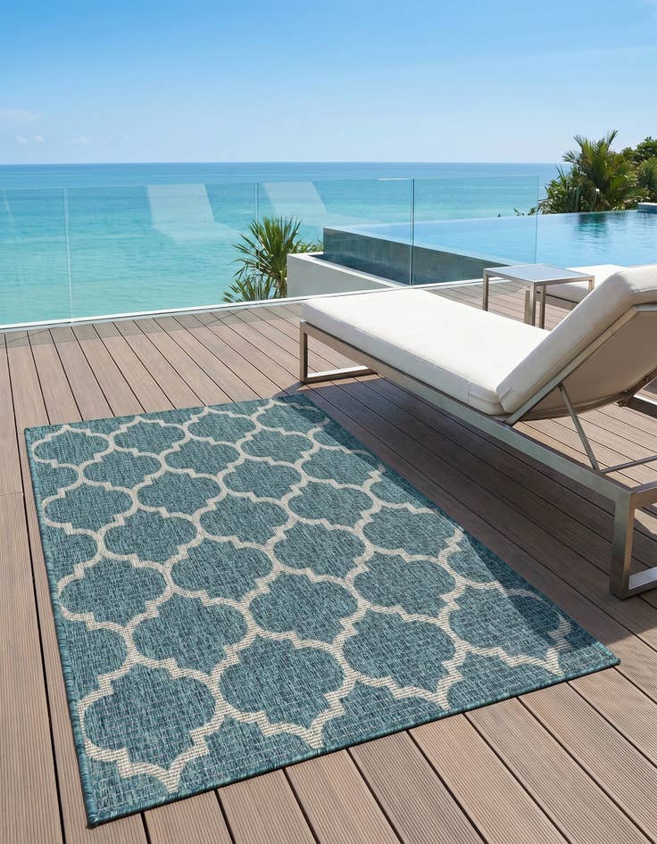Detail image of 3' x 5' 3 Easy-Clean Trellis Indoor / Outdoor Rug