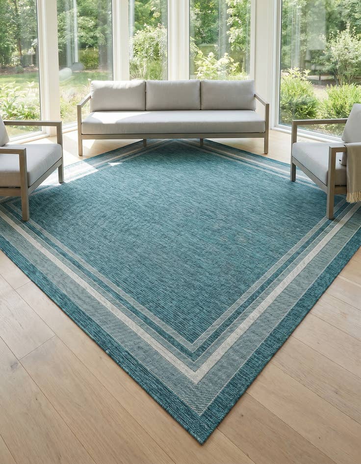 Detail image of 7' 10 x 7' 10 Easy-Clean Border Indoor / Outdoor Square Rug