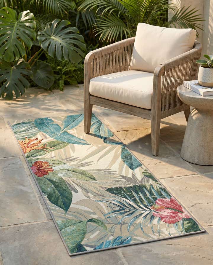 2' x 4' Easy-Clean Botanical Indoor / Outdoor Runner Rug