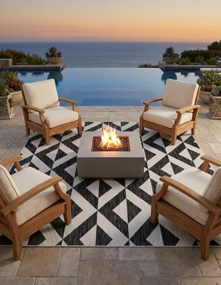 Detail image of 7' 10 x 7' 10 Easy-Clean Jill Zarin Napa Indoor / Outdoor Square Rug