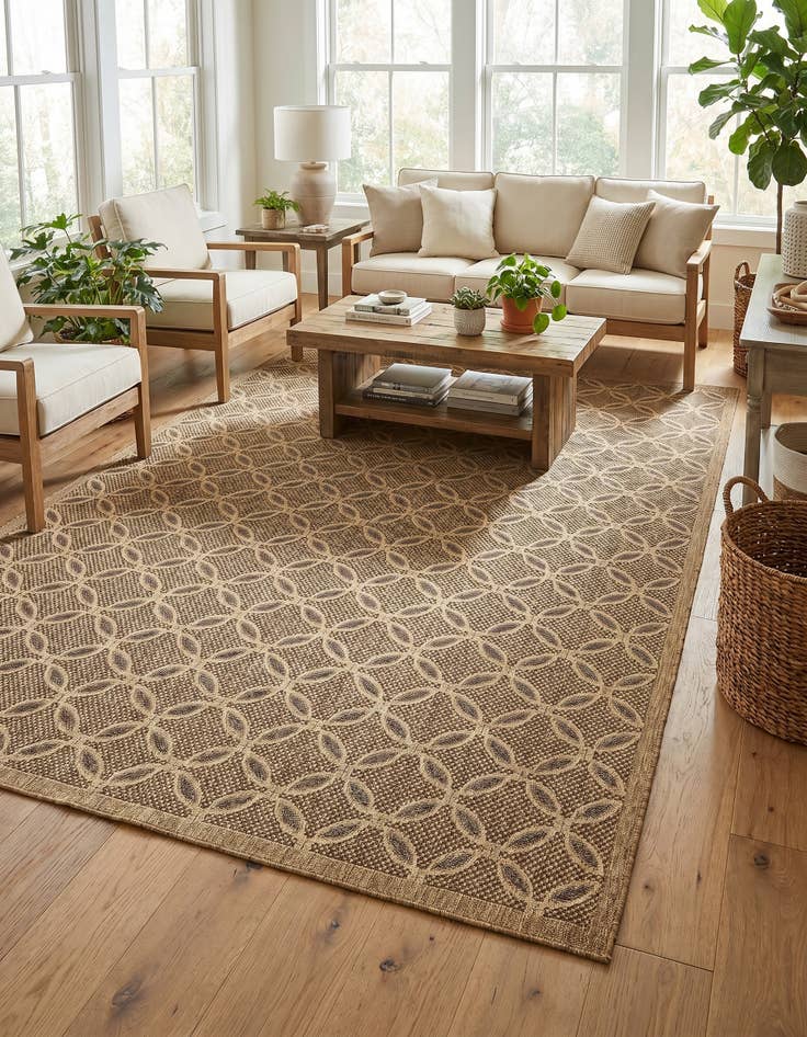 Detail image of 8' x 11' 4 Easy-Clean Lattice Indoor / Outdoor Rug