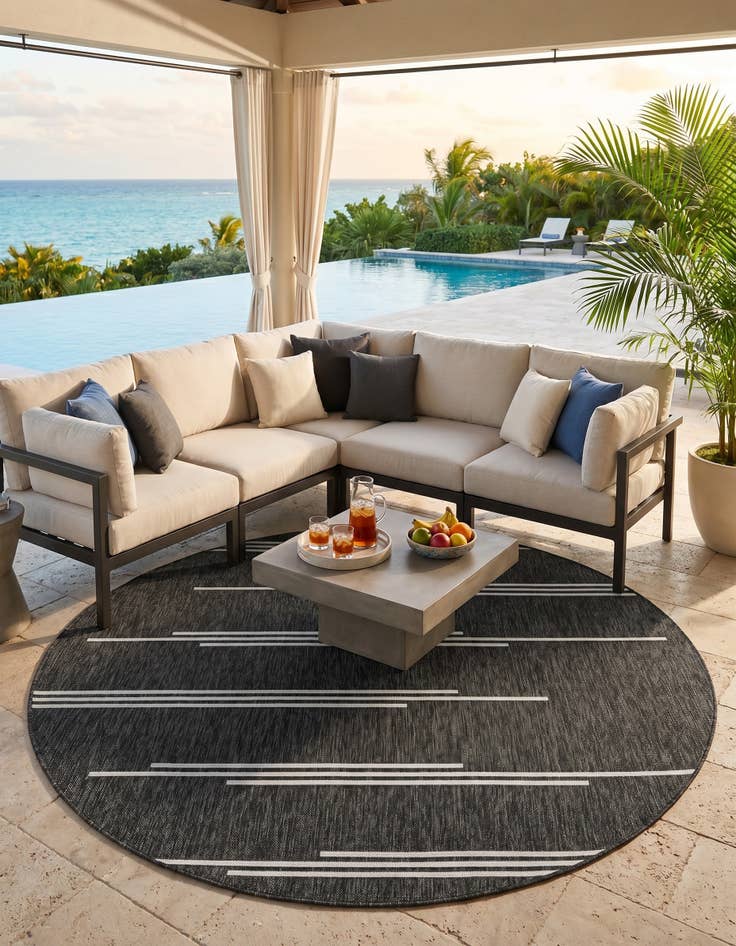 Detail image of 6' x 6' Easy-Clean Modern Indoor / Outdoor Round Rug