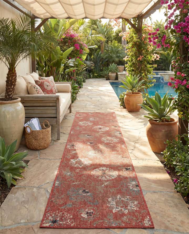 2' x 8' Easy-Clean Botanical Indoor / Outdoor Runner Rug
