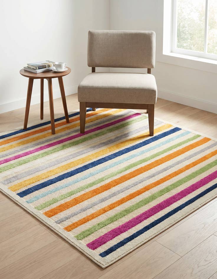 Detail image of 5' 3 x 5' 3 Easy-Clean Aruba Indoor / Outdoor Square Rug