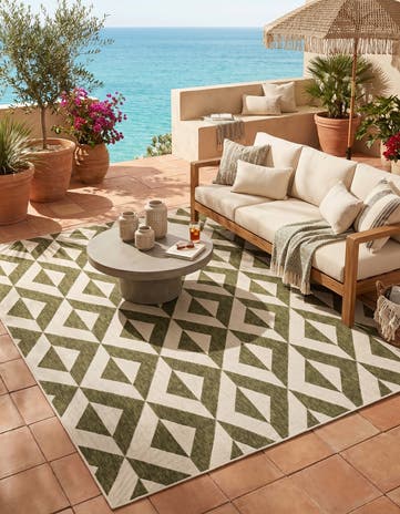 7' 10 x 10' Easy-Clean Jill Zarin Napa Indoor / Outdoor Rug