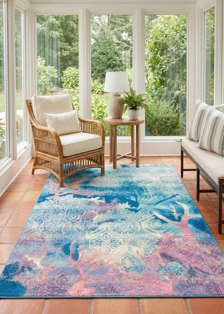 5' 3 x 8' Easy-Clean Coastal Indoor / Outdoor Rug