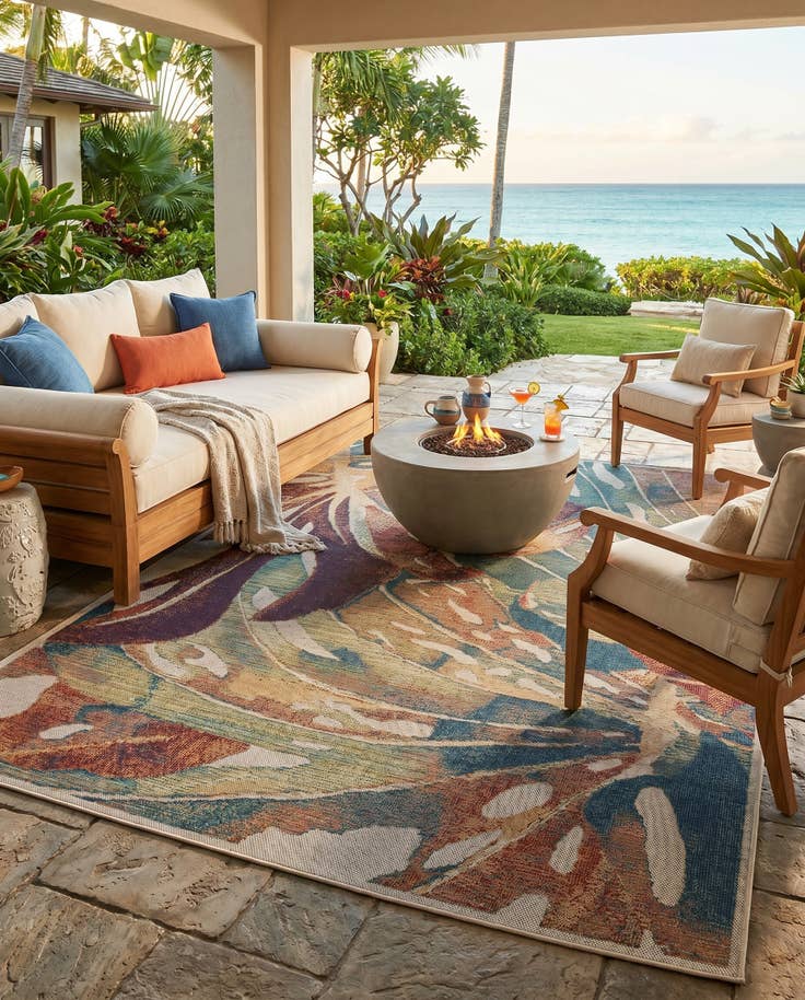 Detail image of 7' x 10' Easy-Clean Baja Indoor / Outdoor Rug