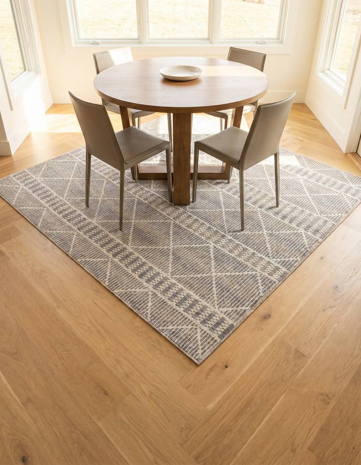 Detail image of 6' x 6' Easy-Clean Trellis Indoor / Outdoor Square Rug