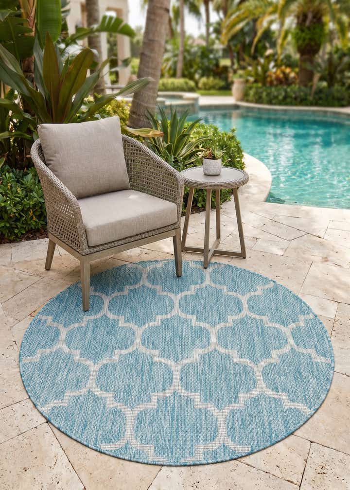 4' x 4' Easy-Clean Lattice Indoor / Outdoor Round Rug