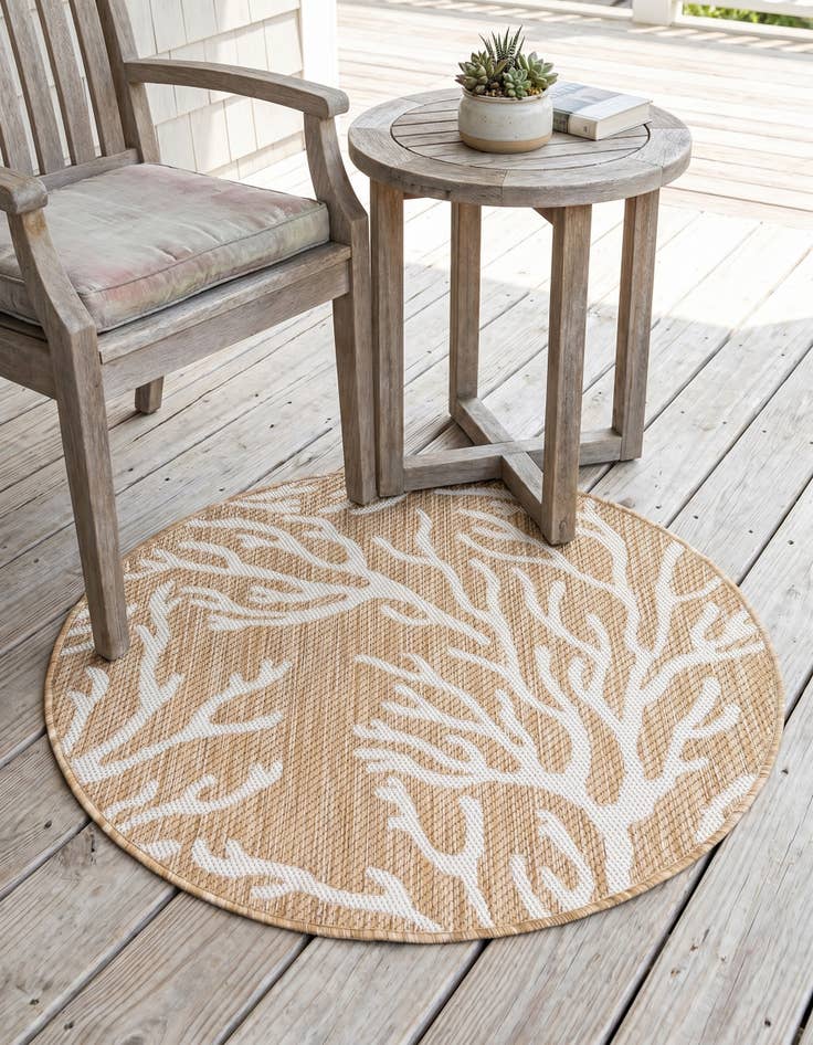 Detail image of 3' x 3' Easy-Clean Coastal Indoor / Outdoor Round Rug