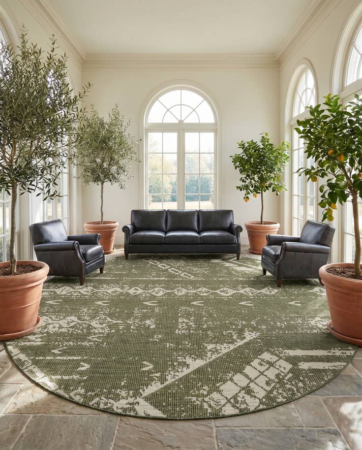 Detail image of 13' x 13' Easy-Clean Bohemian Indoor / Outdoor Round Rug