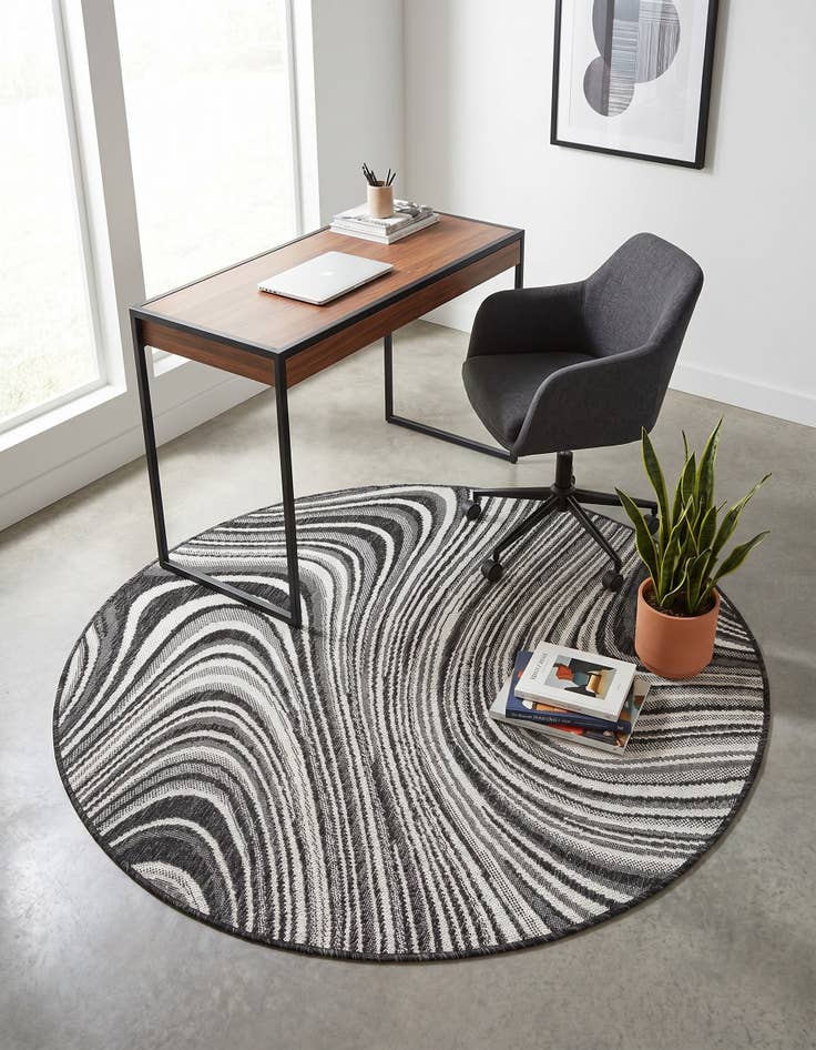 Detail image of 4' x 4' Easy-Clean Modern Indoor / Outdoor Round Rug