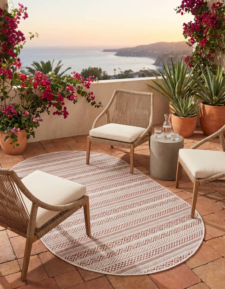 Detail image of 3' x 5' 3 Easy-Clean Striped Indoor / Outdoor Oval Rug