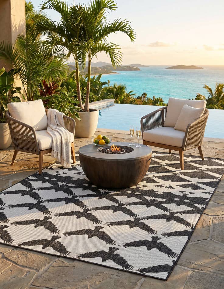 Detail image of 5' 3 x 8' Easy-Clean Modern Indoor / Outdoor Rug