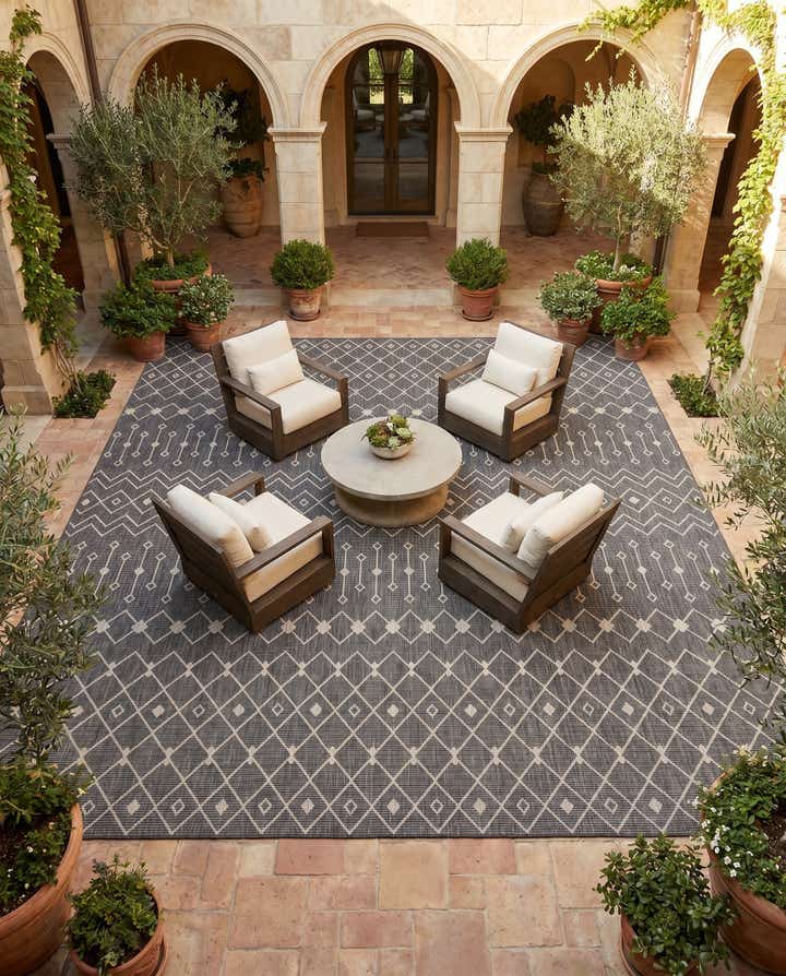 13' x 13' Easy-Clean Lattice Indoor / Outdoor Square Rug