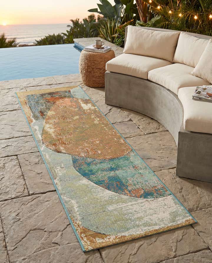2' x 6' 1 Easy-Clean Modern Indoor / Outdoor Runner Rug