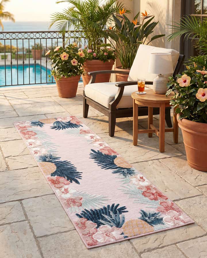 2' 2 x 6' Easy-Clean Botanical Indoor / Outdoor Runner Rug