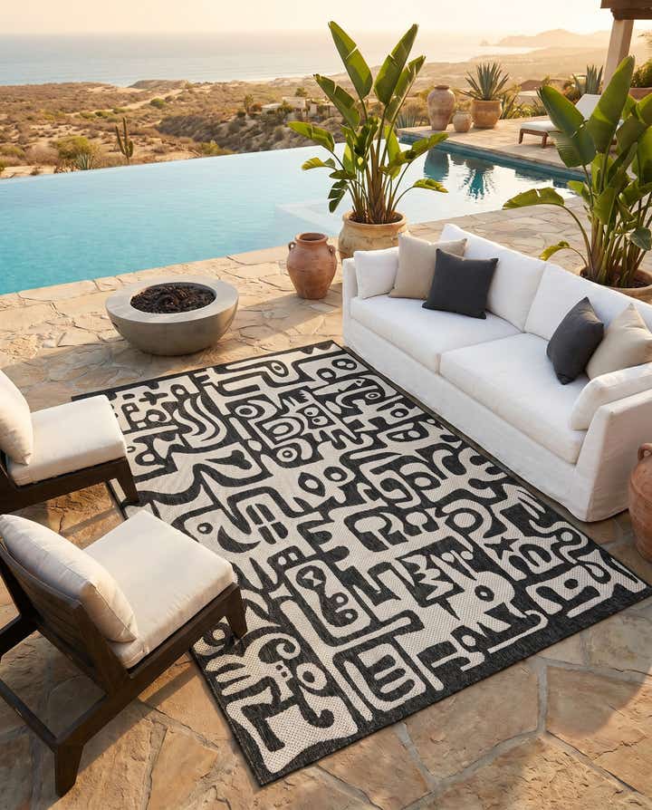 5' 3 x 8' Easy-Clean Modern Indoor / Outdoor Rug