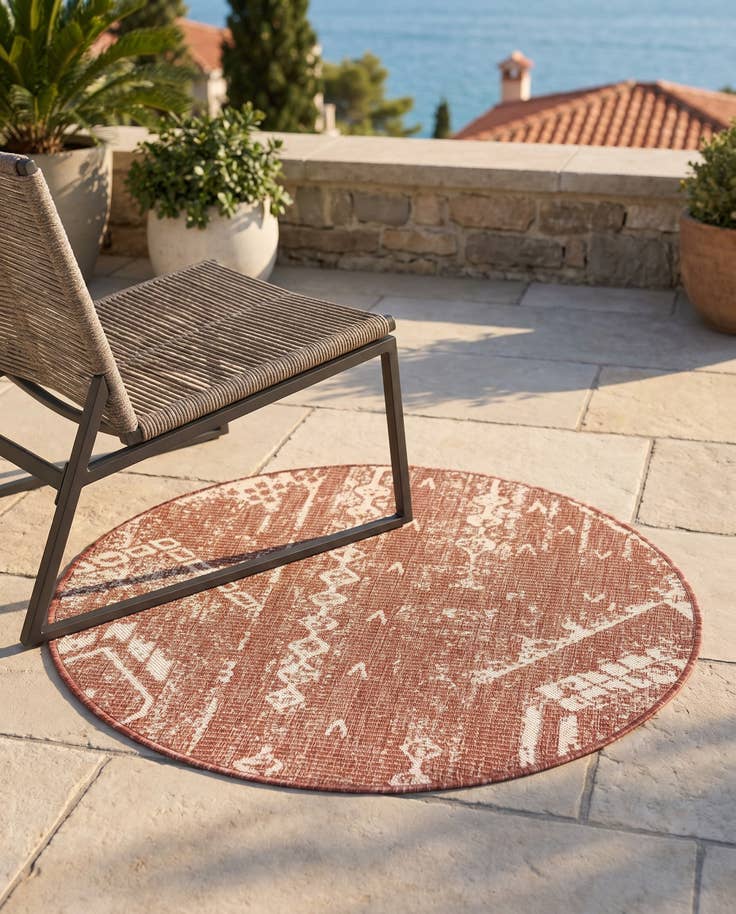 Detail image of 3' x 3' Easy-Clean Bohemian Indoor / Outdoor Round Rug