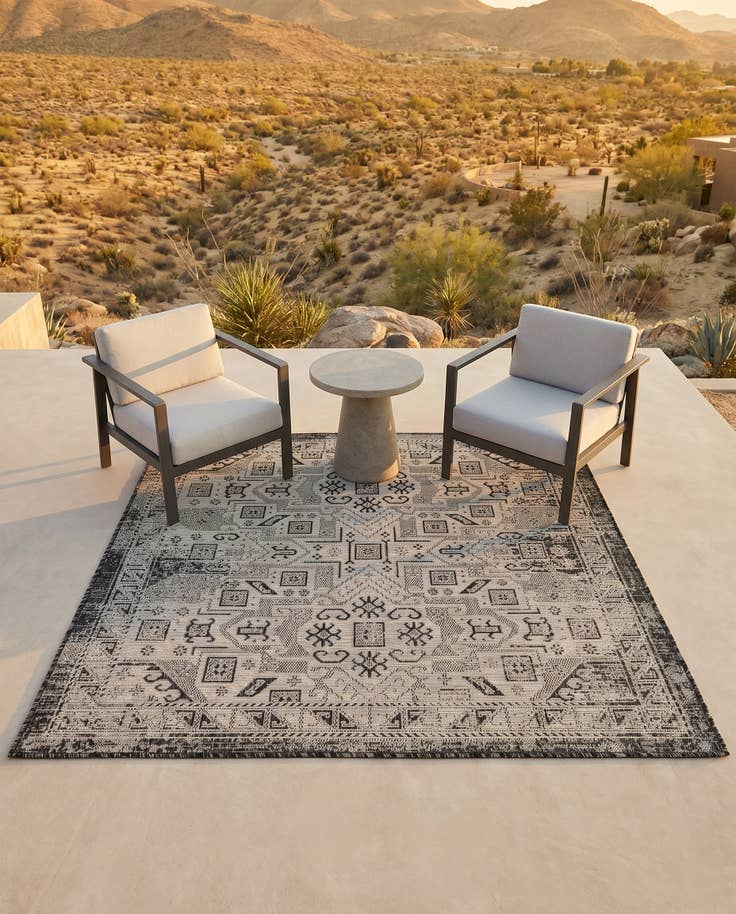 Detail image of 5' 3 x 5' 3 Easy-Clean Aztec Indoor / Outdoor Square Rug