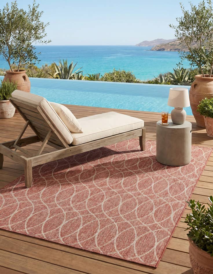 Detail image of 5' 3 x 8' Easy-Clean Trellis Indoor / Outdoor Rug