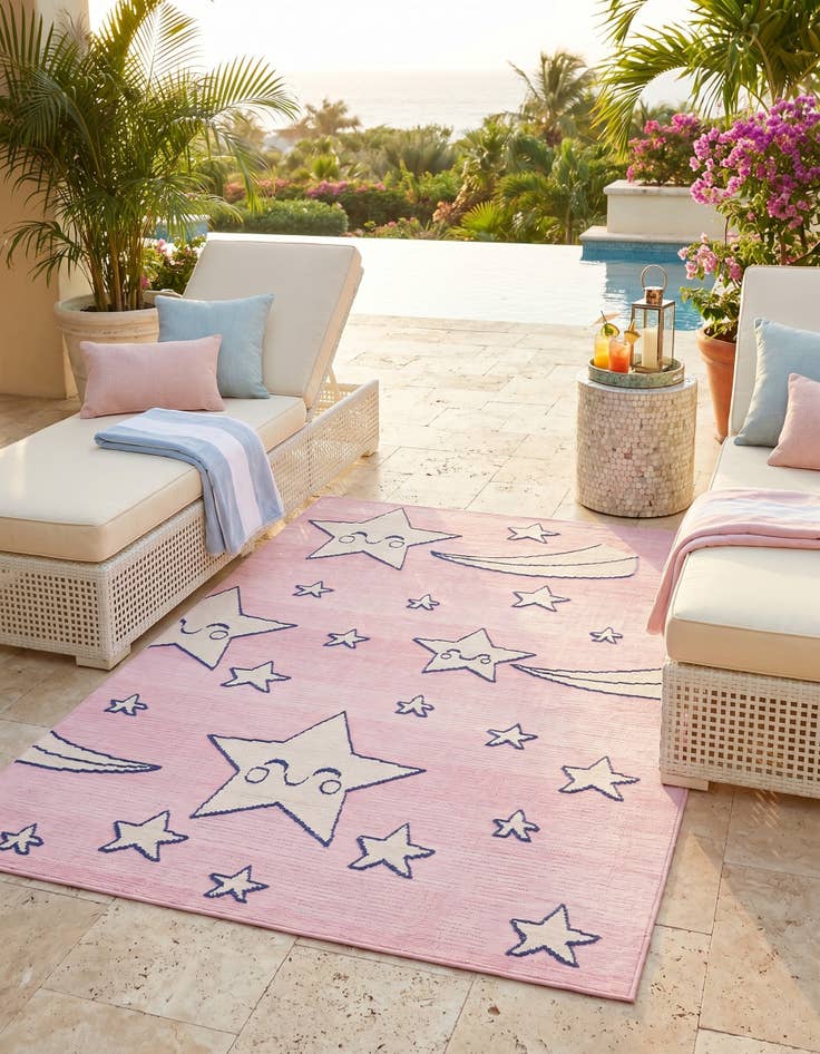 Detail image of 5' 3 x 7' 7 Easy-Clean Indoor / Outdoor Rug