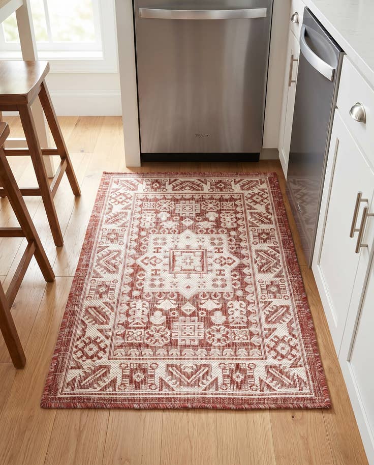 Detail image of 2' x 3' Easy-Clean Aztec Indoor / Outdoor Rug