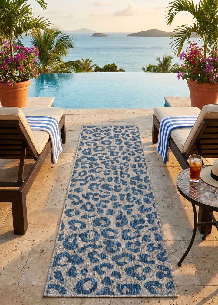 2' x 6' Easy-Clean Safari Indoor / Outdoor Runner Rug