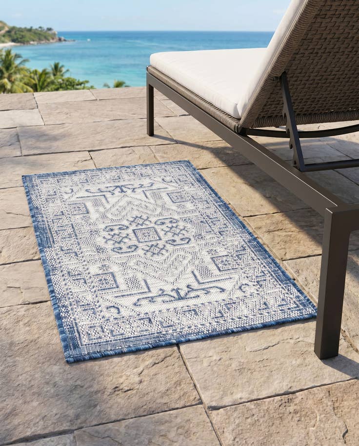 Detail image of 2' x 3' Easy-Clean Aztec Indoor / Outdoor Rug
