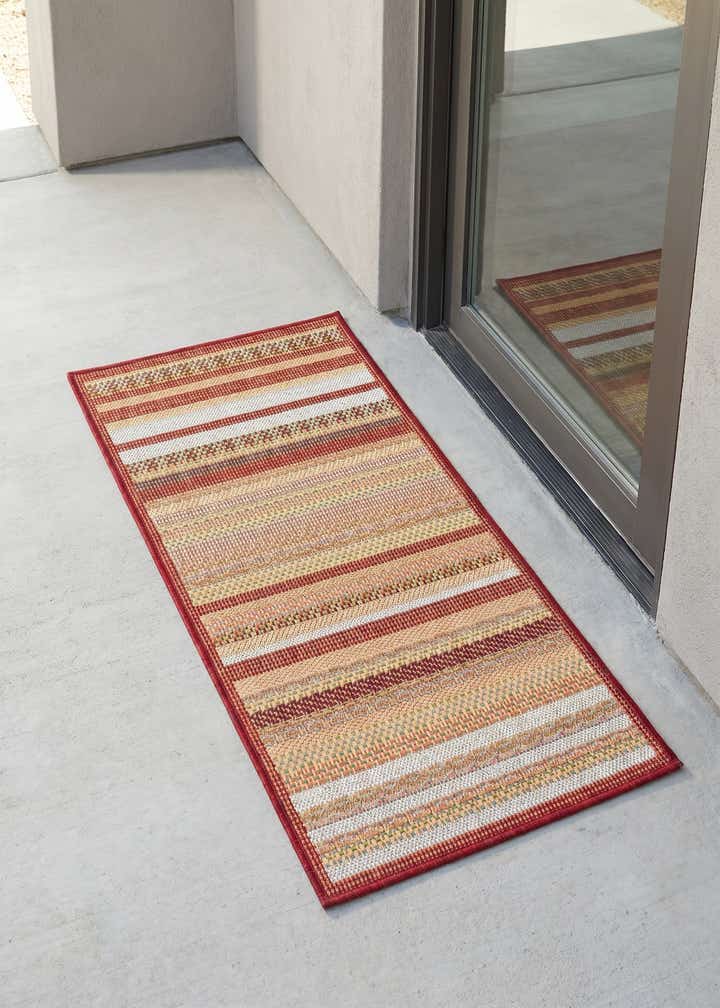 2' x 4' Easy-Clean Baja Indoor / Outdoor Runner Rug