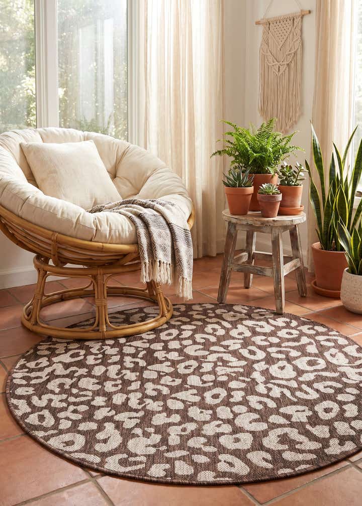 4' x 4' Easy-Clean Safari Indoor / Outdoor Round Rug
