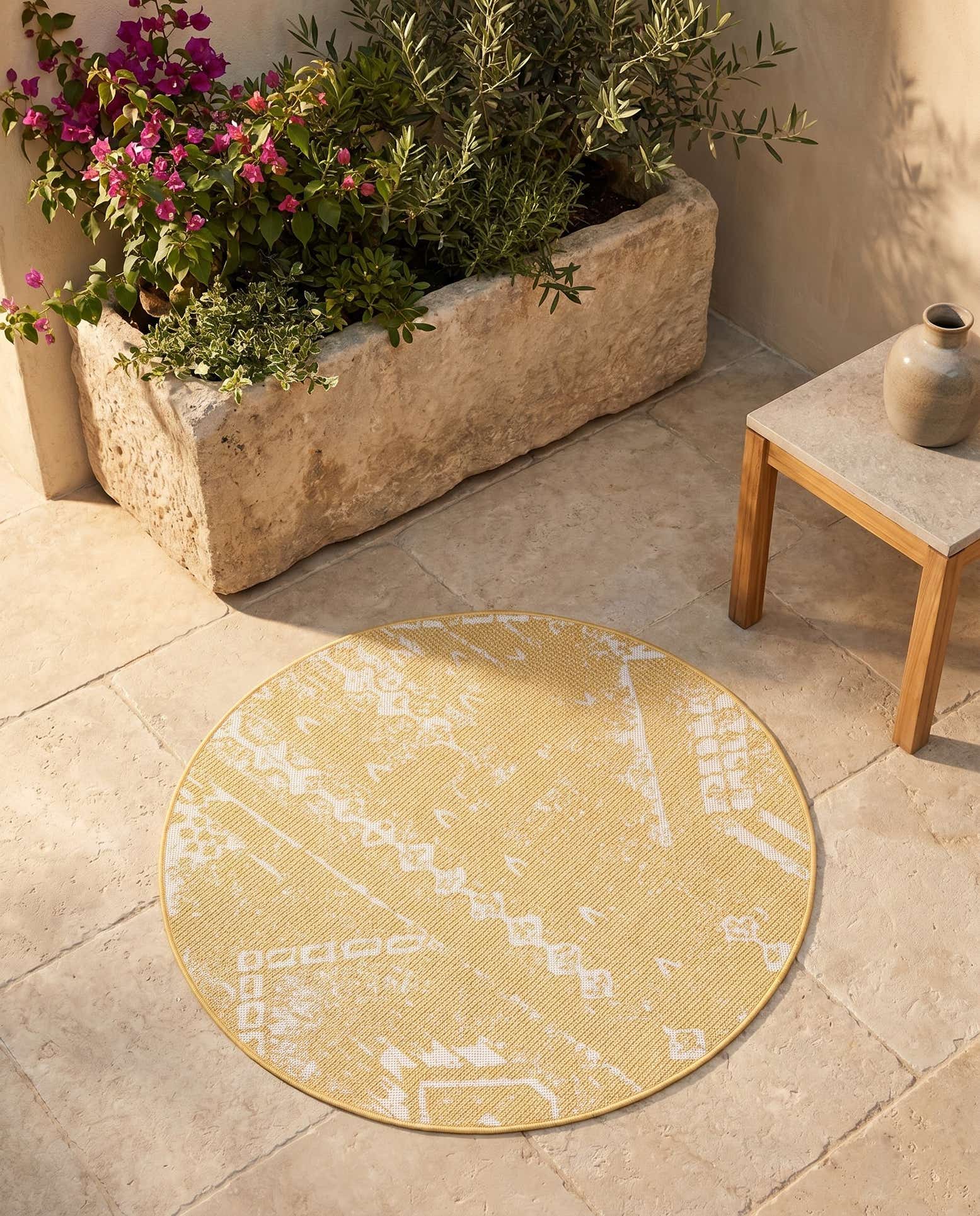 3' x 3' Easy-Clean Bohemian Indoor / Outdoor Round Rug