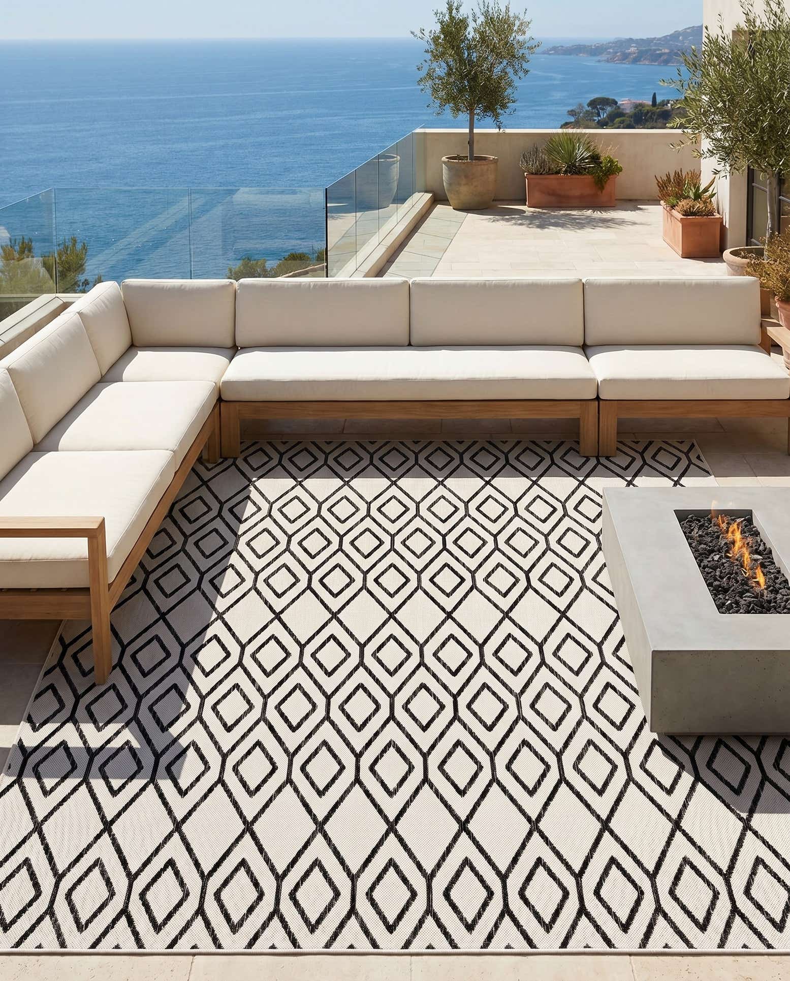 7' 10 x 10' Easy-Clean Jill Zarin Turks and Caicos Indoor / Outdoor Rug