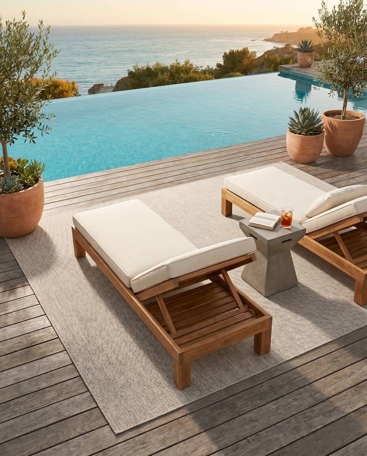 Detail image of 9' x 12' Easy-Clean Solid Indoor / Outdoor Rug