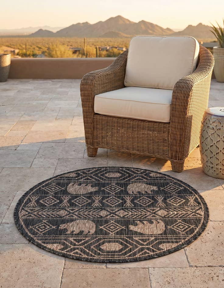 Detail image of 3' x 3' Easy-Clean Southwestern Indoor / Outdoor Round Rug