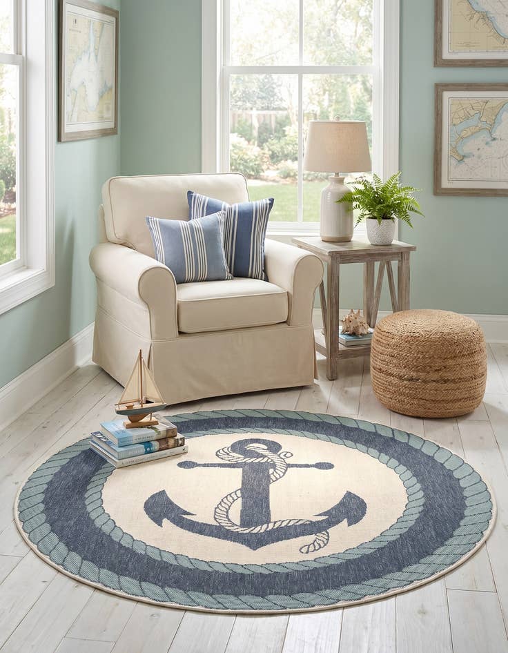 Detail image of 5' 3 x 5' 3 Easy-Clean Coastal Indoor / Outdoor Round Rug