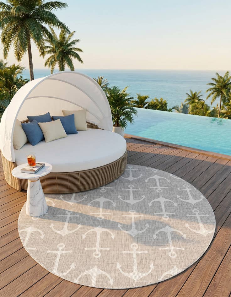 Detail image of 7' 10 x 7' 10 Easy-Clean Coastal Indoor / Outdoor Round Rug