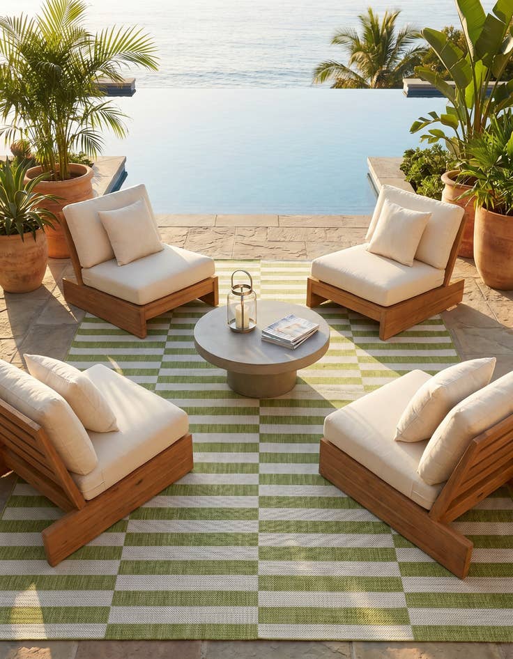 Detail image of 7' 10 x 11' Easy-Clean Ribbon Indoor / Outdoor Rug