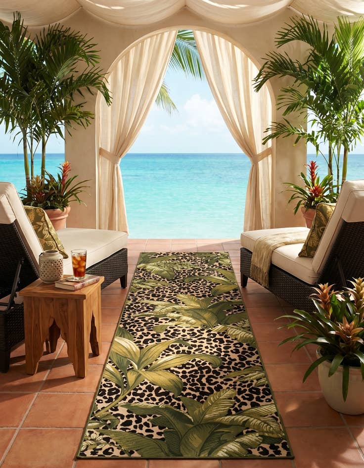 Detail image of 2' 7 x 10' Easy-Clean Botanical Indoor / Outdoor Runner Rug